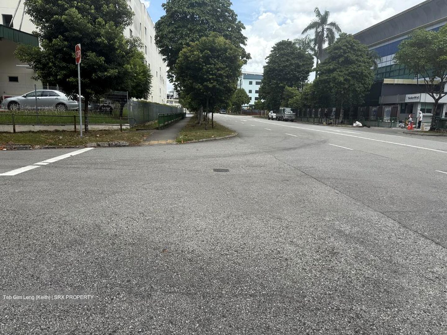 Taman Jurong Shopping Centre (D22), Factory #496049601